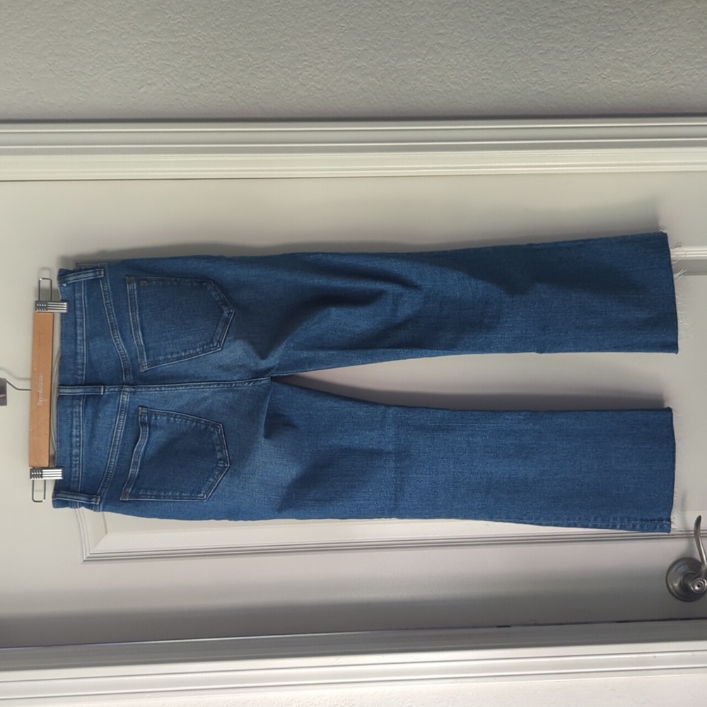 Madewell - Mid Rise Kick Out Crops - Raw Hem Edition - NWT - Size 26 - Picture 6 of 13